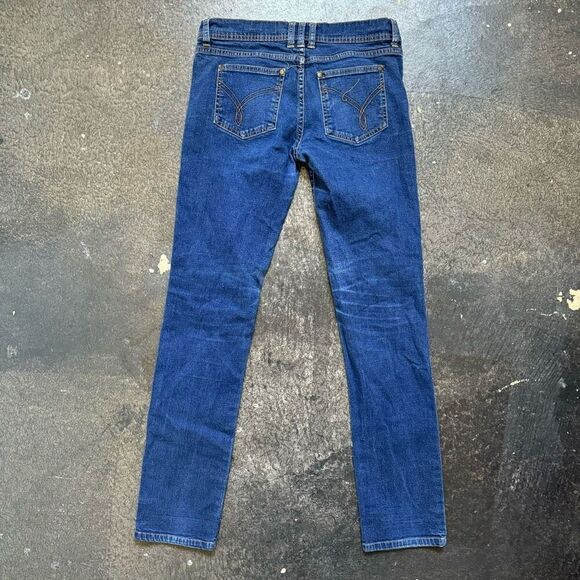 Xhilaration Women’s Classic Medium Wash Straight Denim Jeans Blue Size 7 - Picture 1 of 16